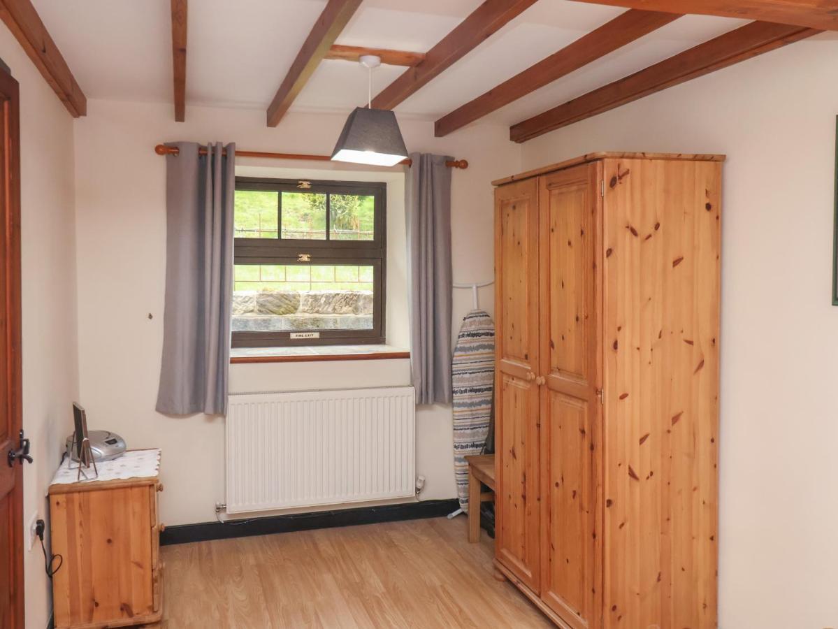 Cow Byre Cottage 휫비 외부 사진